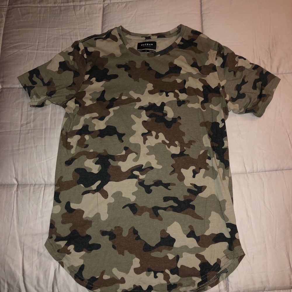 (Pacsun) camo t-shirt
